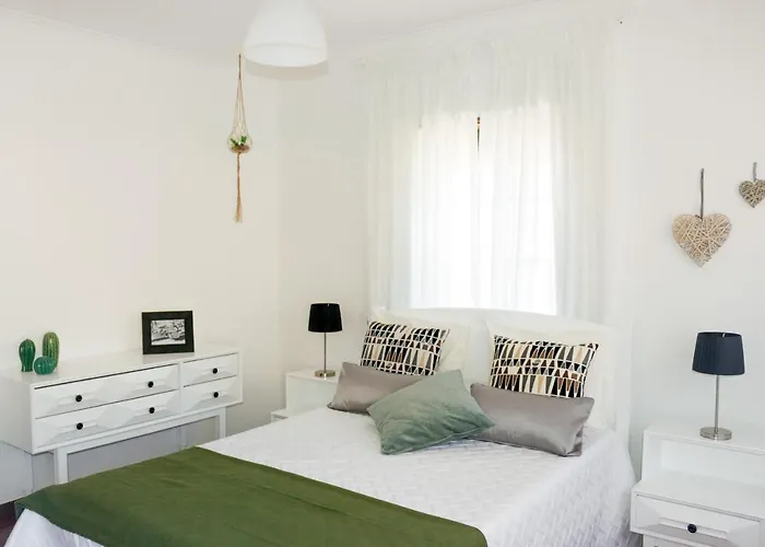 Ascensor House * ナザレ